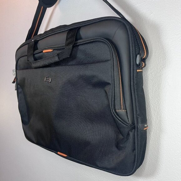 Solo Black Padded Laptop Computer Carrying Case Bag Tote Zippered Pockets - Picture 3 of 14